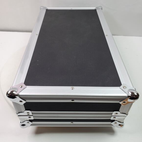 Vanguard Padded Luggage Travel Hard Case 16x9x4 Inch w/ Combination Locks - Picture 9 of 9